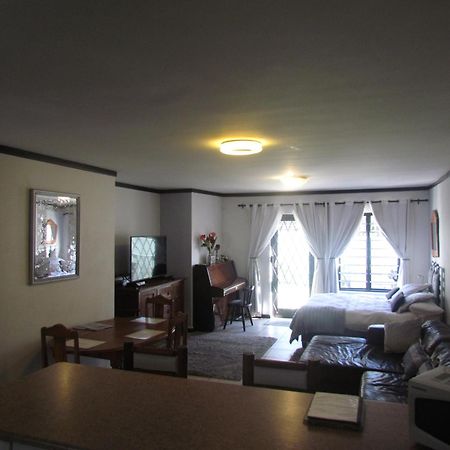 Santini Lace Self Catering Unit Plettenberg Bay Exterior foto